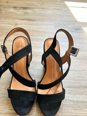 Report Black Suede Crisscross Slingback Heels 👠
